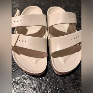 Birkenstocks sz 39 BRAND NEW